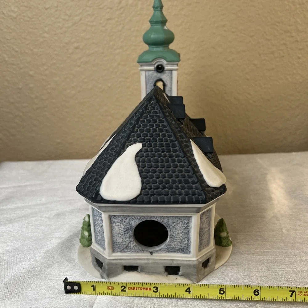 Vintage 2001 Dept 56 Heritage Village Collection St. Nicholas Kirche 56170 Cord